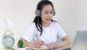 Học nghe cùng lúc với phát âm