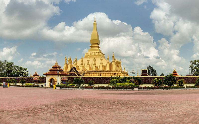 Pha That Luang Stupa