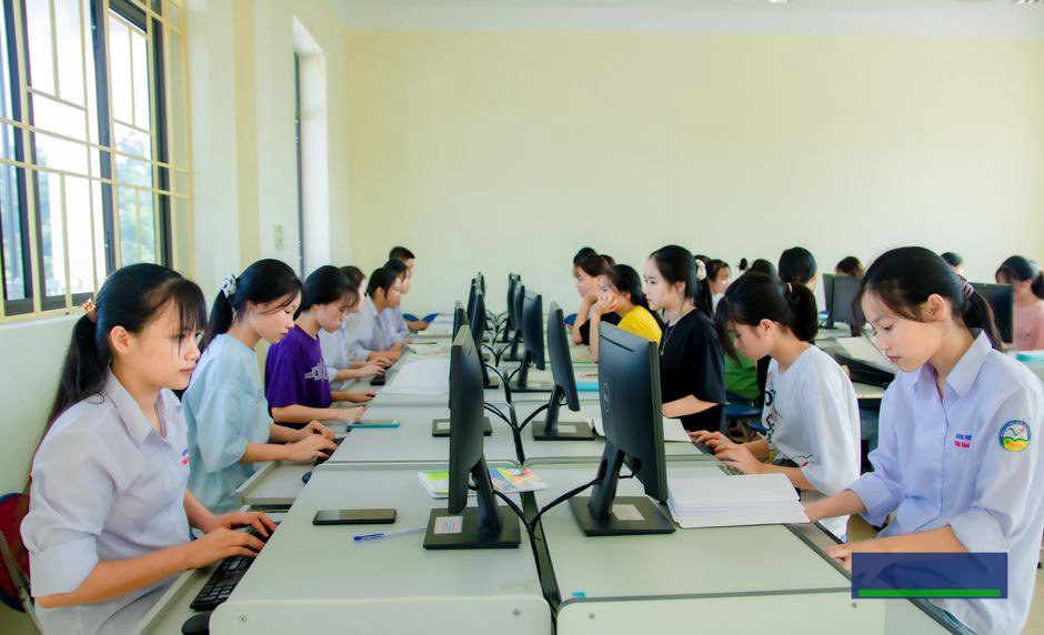 Áp lực chi phí của các cơ sở giáo dục ngoài công lập